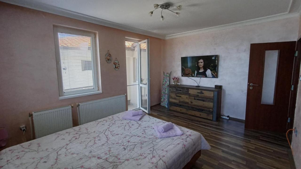 Nikolovi Home Apartments เปาโมเรีย ภายนอก รูปภาพ