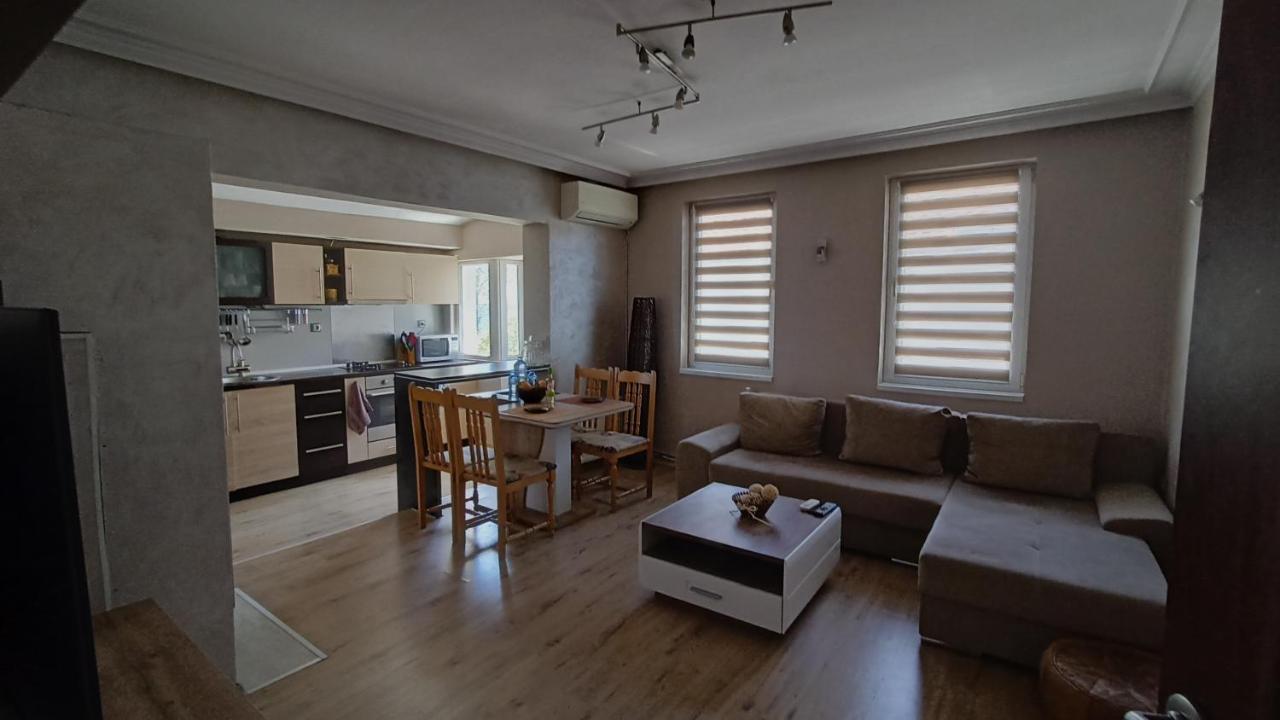 Nikolovi Home Apartments เปาโมเรีย ภายนอก รูปภาพ
